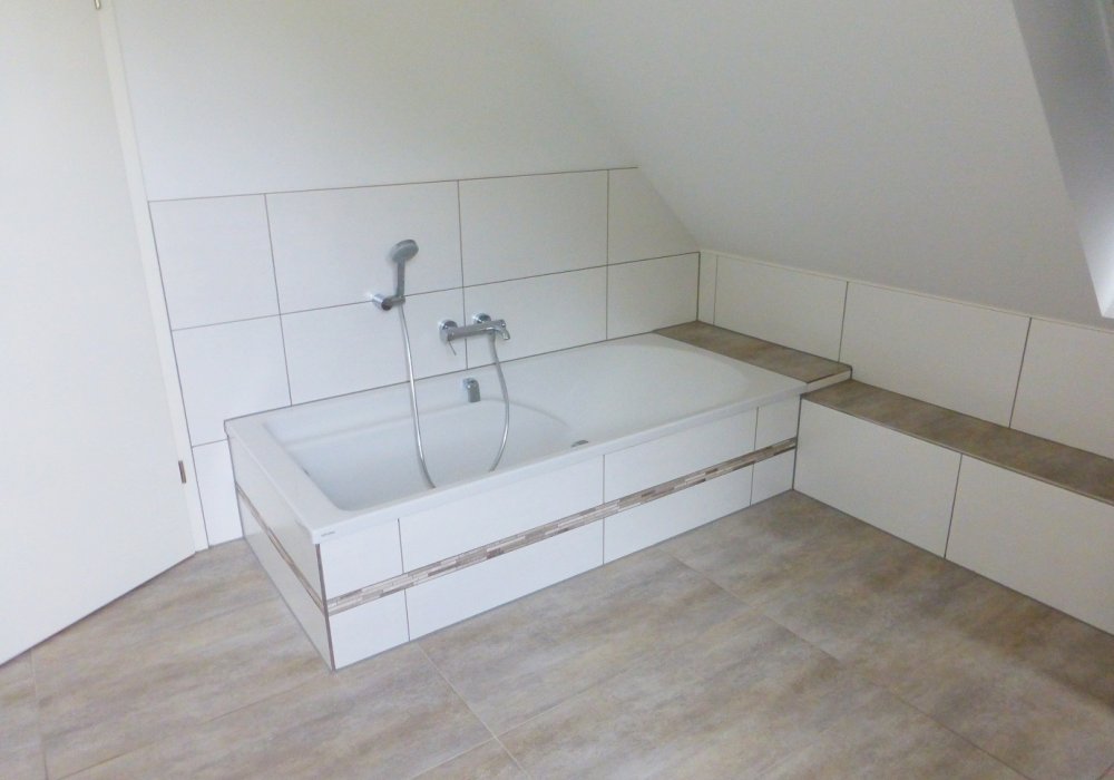 mit Badewanne
